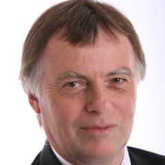 Mr Andrew Smith